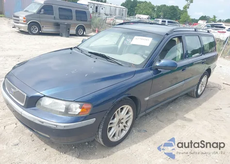 2002 Volvo V70 T5 из США, поврежденный, VIN YV1SW53D921172912